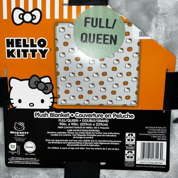NEW RELEASE Hello Kitty Pumpkin FULL/QUEEN Blanket - Picture 3 of 4